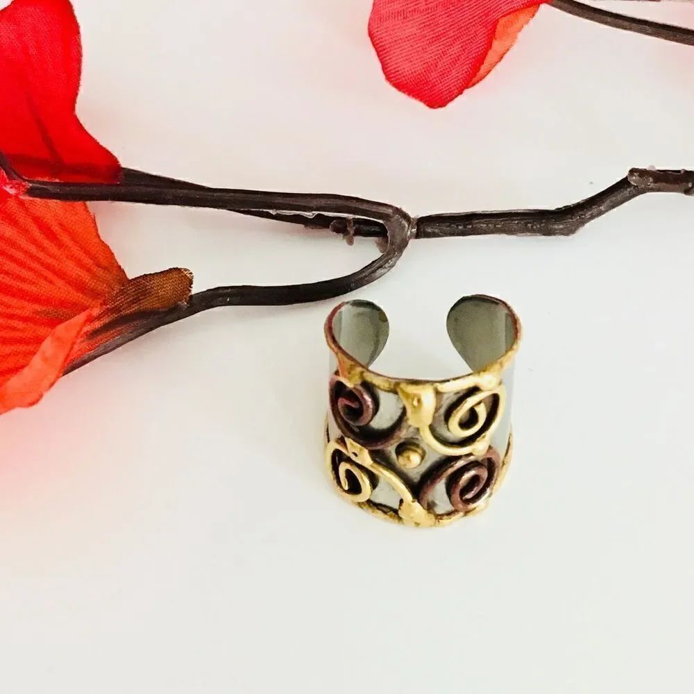 Artisan Ring Bohemian Gipsy Tribal mixed metals 1010